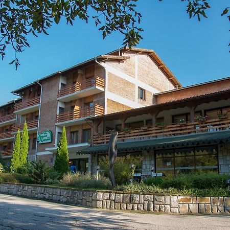 Tourist Center Momina Krepost 호텔 벨리코 터르노보 외부 사진